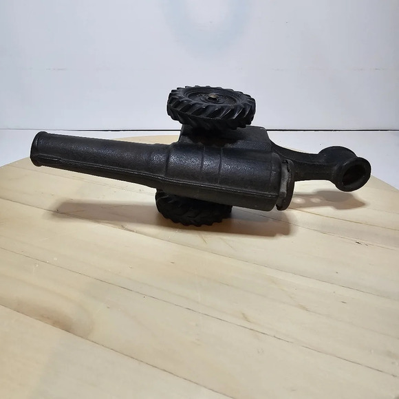 vintage cast iron cannon Toy Unbranded Missing Firing Mechanism 8.5 In. Long hea - Picture 7 of 9